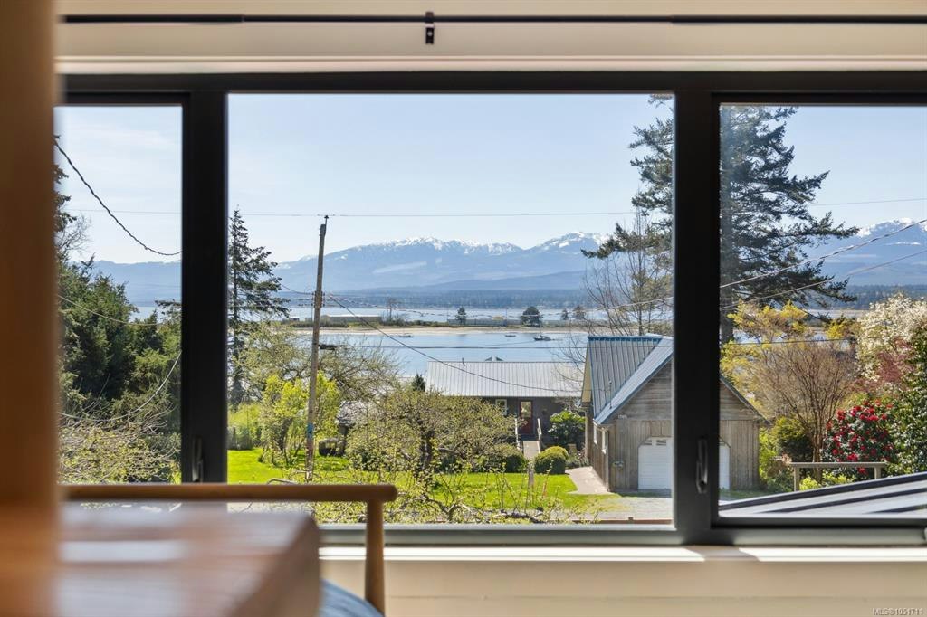 1304 Midden Road, Comox, BC, V9M 2R6 - 6