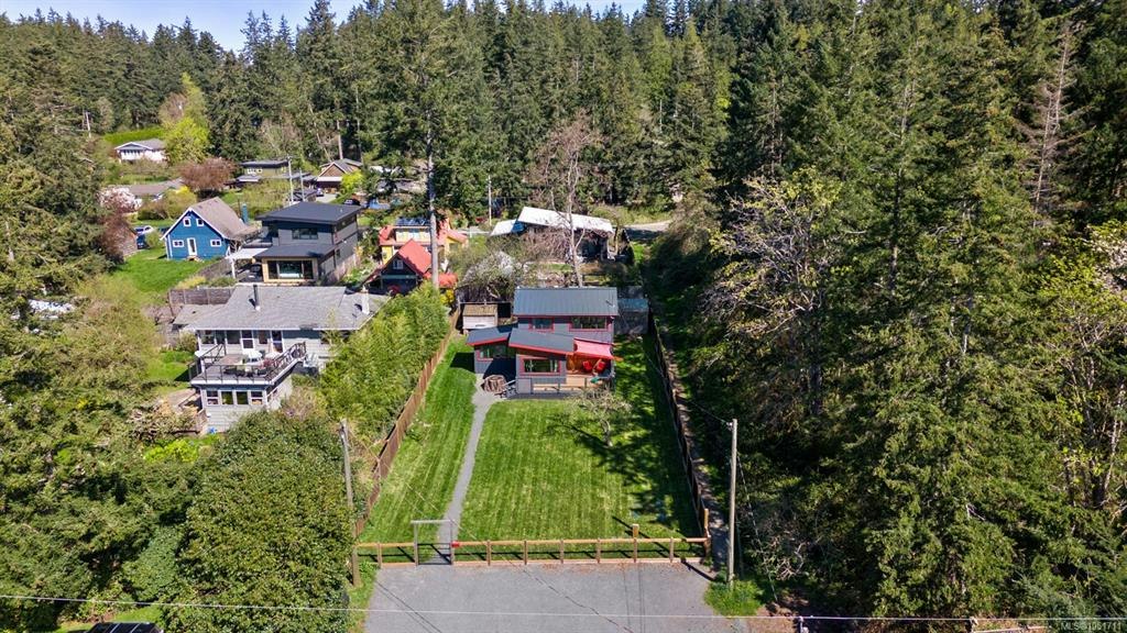 1304 Midden Road, Comox, BC, V9M 2R6 - 3