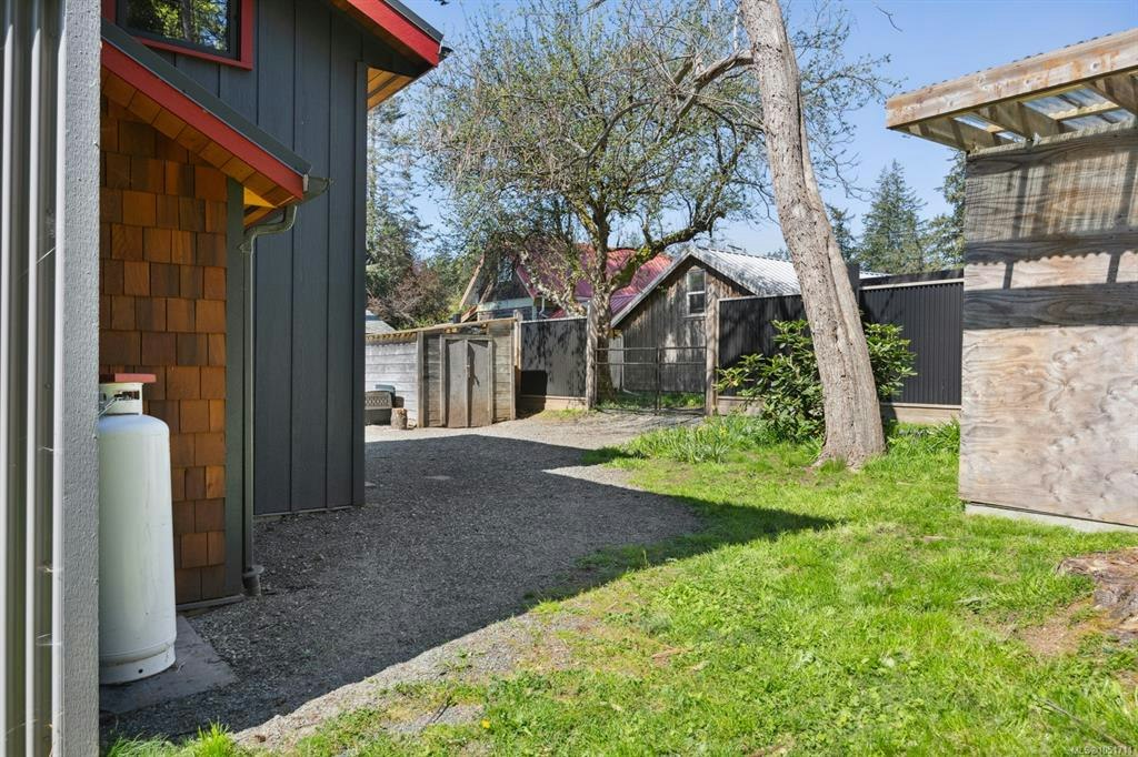 1304 Midden Road, Comox, BC, V9M 2R6 - 41