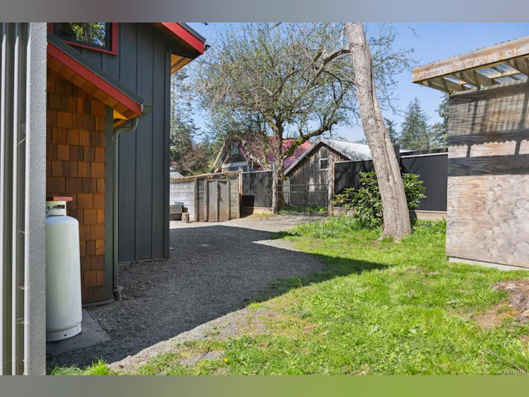 1304 Midden Road, Comox, BC, V9M 2R6 - 41