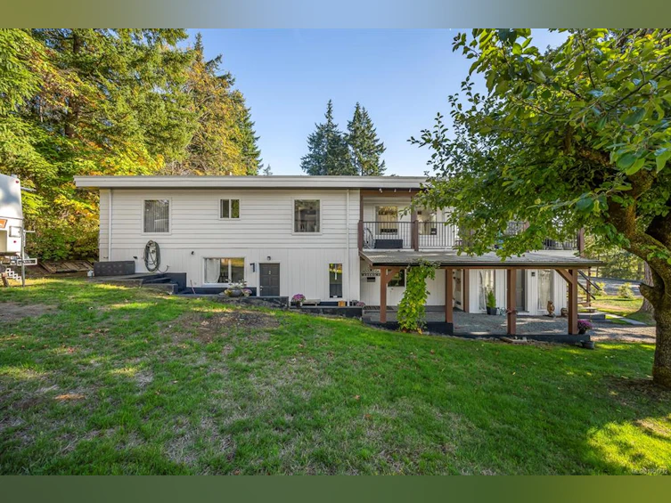 6044 N Island Highway, Courtenay, BC, V9J 1T5 - 56