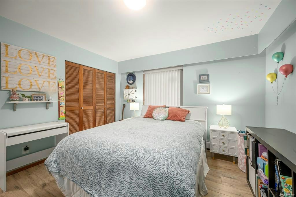 6044 N Island Highway, Courtenay, BC, V9J 1T5 - 26