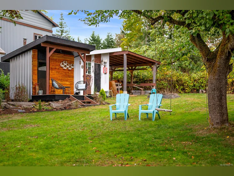 6044 N Island Highway, Courtenay, BC, V9J 1T5 - 43
