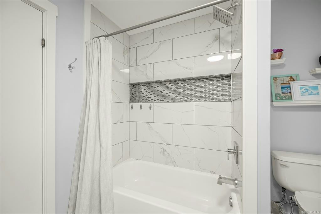 6044 N Island Highway, Courtenay, BC, V9J 1T5 - 29