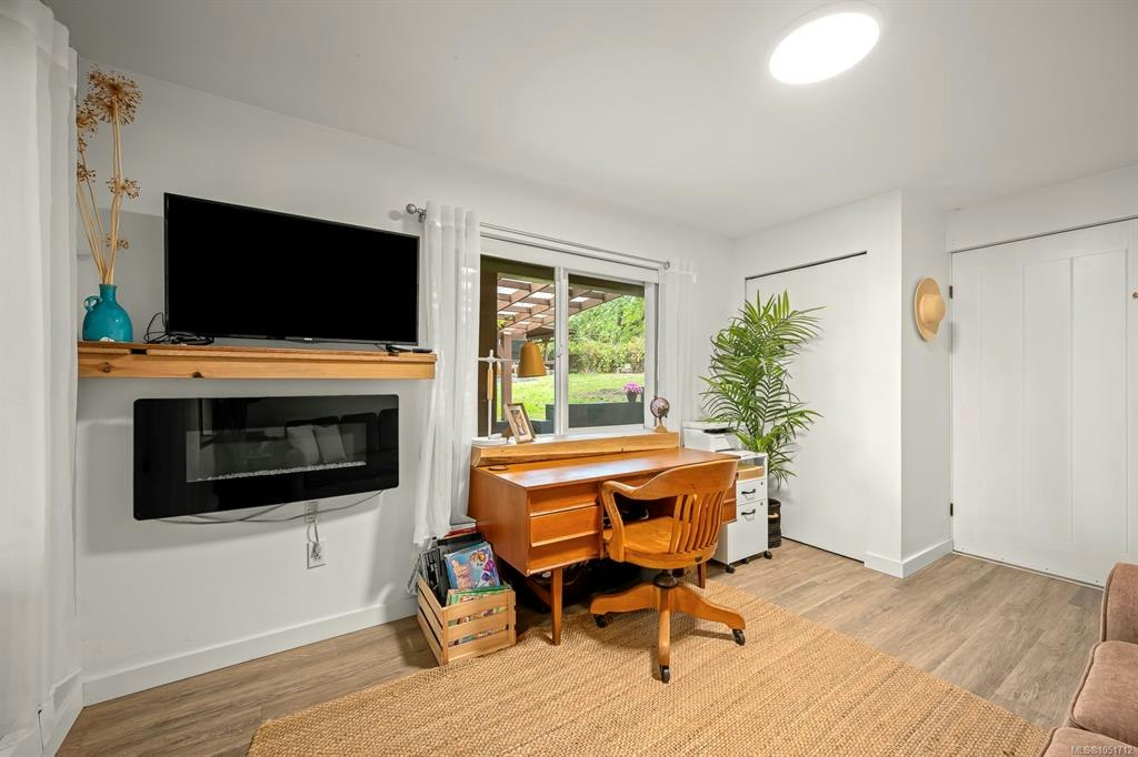 6044 N Island Highway, Courtenay, BC, V9J 1T5 - 33