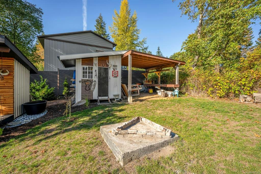 6044 N Island Highway, Courtenay, BC, V9J 1T5 - 48