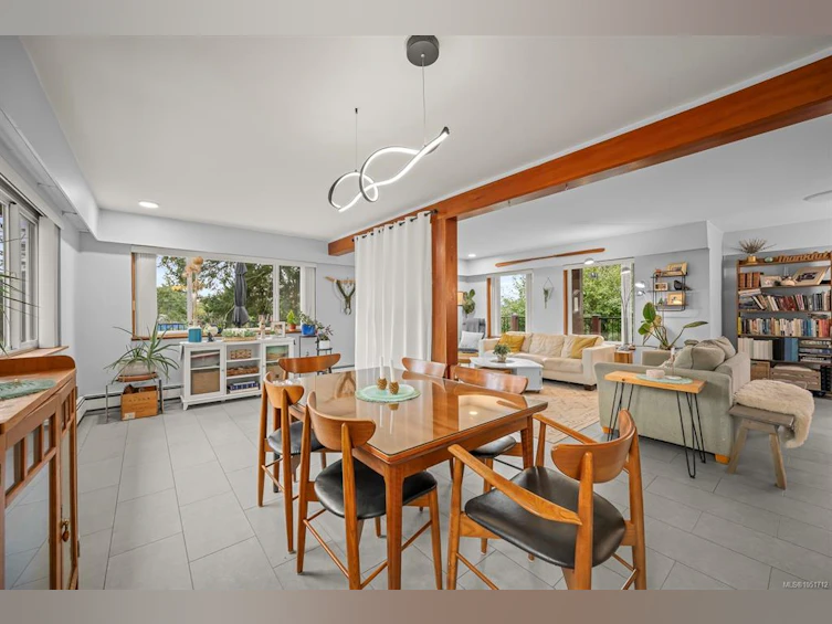 6044 N Island Highway, Courtenay, BC, V9J 1T5 - 14