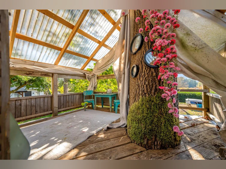 6044 N Island Highway, Courtenay, BC, V9J 1T5 - 47
