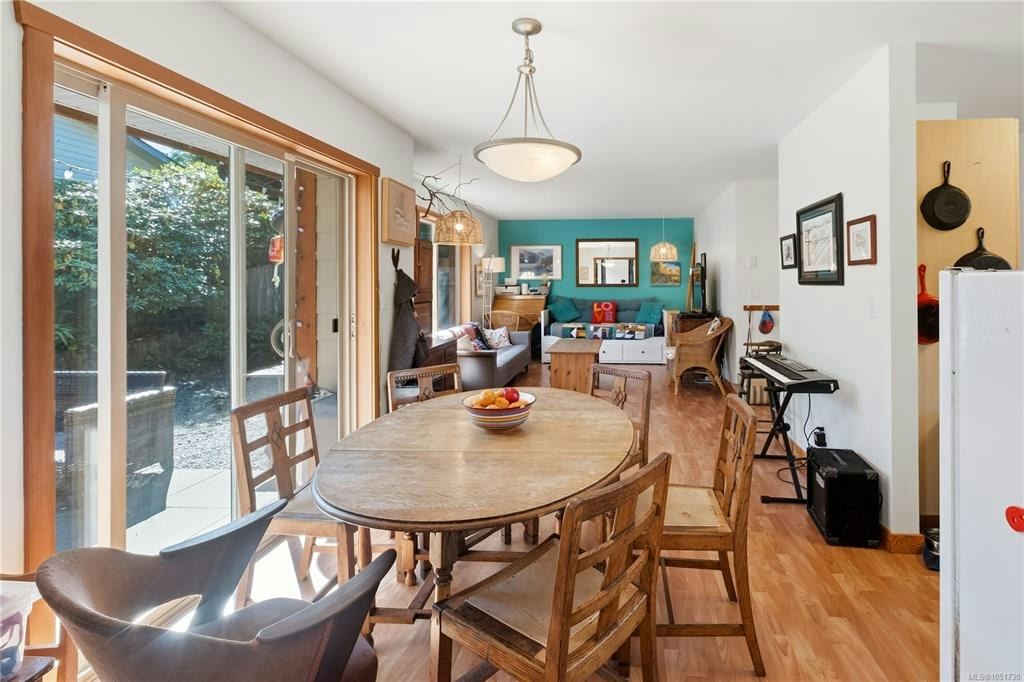 3-1626 Holly Crescent - 5