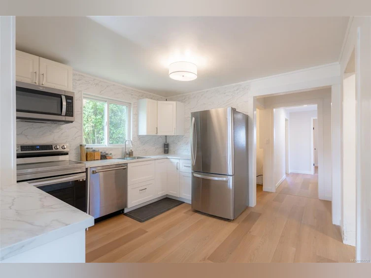4533 Lathom Road, Port Alberni, BC, V9Y 5S8 - 10
