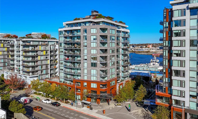 1108-369 Tyee Road