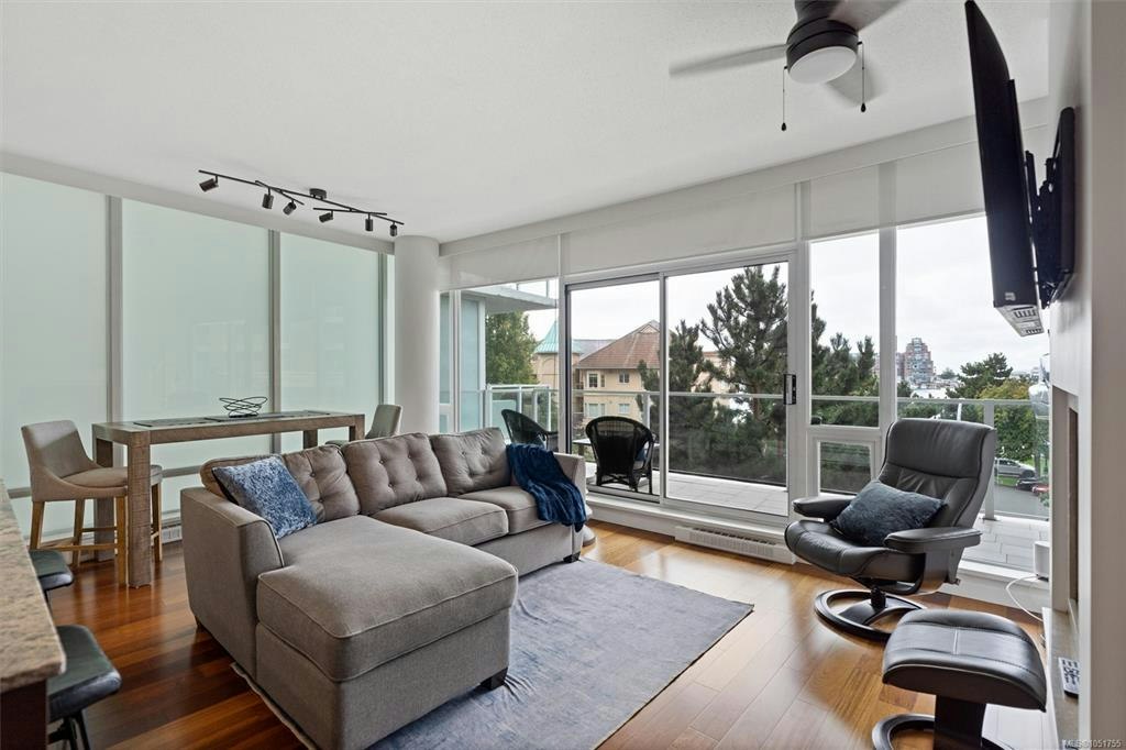 206-68 Songhees Road, Victoria, BC, V9A 0A3 - 7