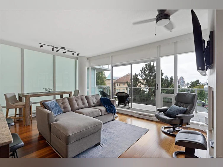 206-68 Songhees Road, Victoria, BC, V9A 0A3 - 7