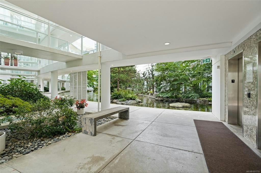 206-68 Songhees Road, Victoria, BC, V9A 0A3 - 35