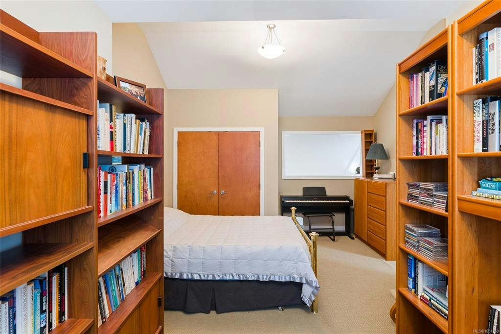 25-10520 Mcdonald Park Road, North Saanich, BC, V8L 2R1 - 22