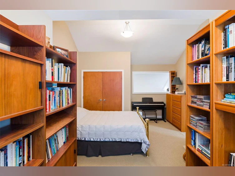 25-10520 Mcdonald Park Road, North Saanich, BC, V8L 2R1 - 22