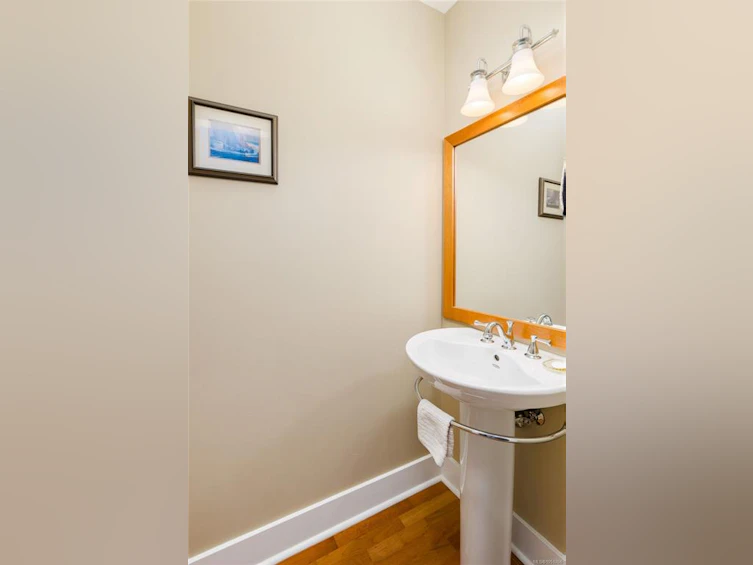 25-10520 Mcdonald Park Road, North Saanich, BC, V8L 2R1 - 19