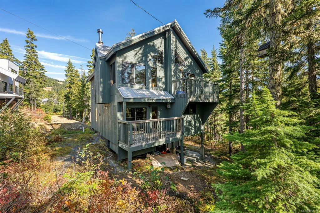 893 Clinton Wood Court, Courtenay, BC, V9J 1L0