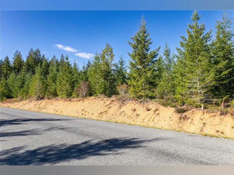 Lot B Chantrelle Way, Campbell River, BC, V9H 1B1 - 4