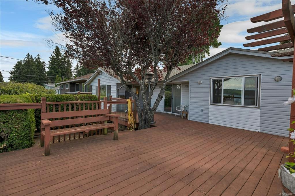 558 Alder Street, Campbell River, BC, V9W 2P1