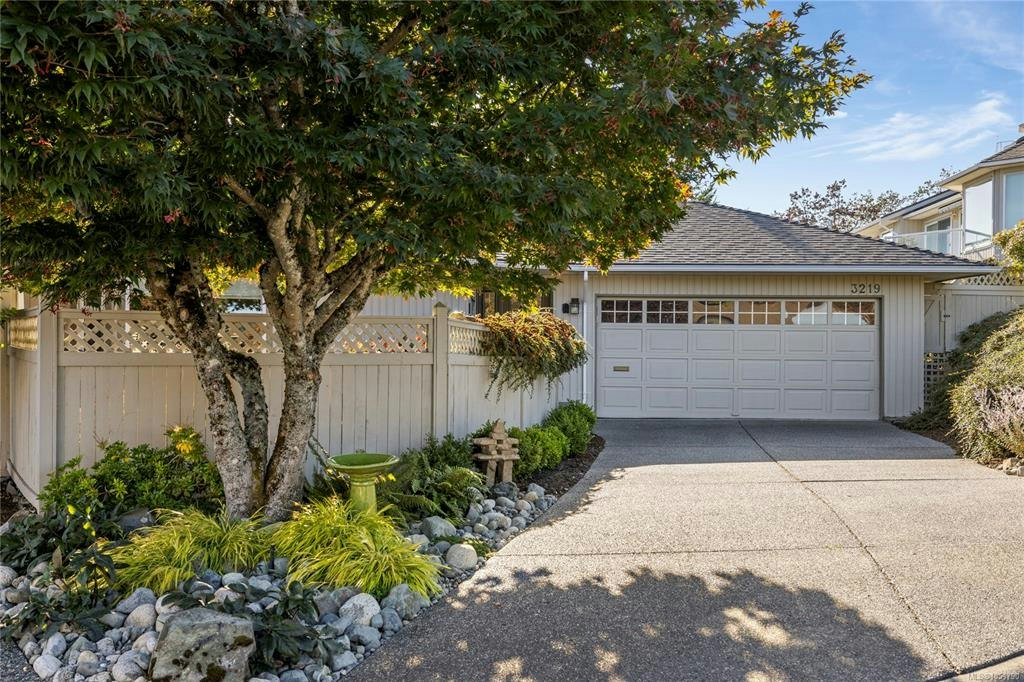 3219 Point Place, Nanaimo, BC, V9T 5V2