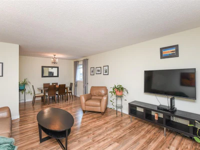 107-175 Centennial Drive - 3