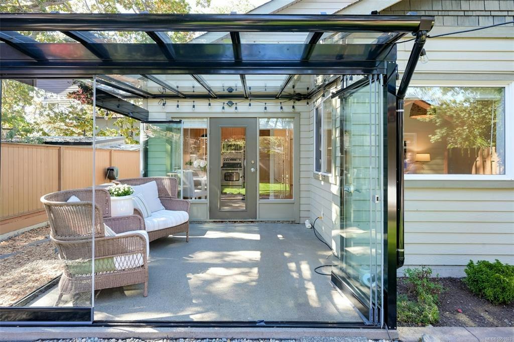 2563 Shelbourne Street, Victoria, BC, V8R 4L7 - 62