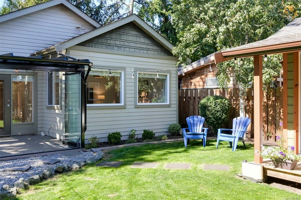 2563 Shelbourne Street, Victoria, BC, V8R 4L7 - 50