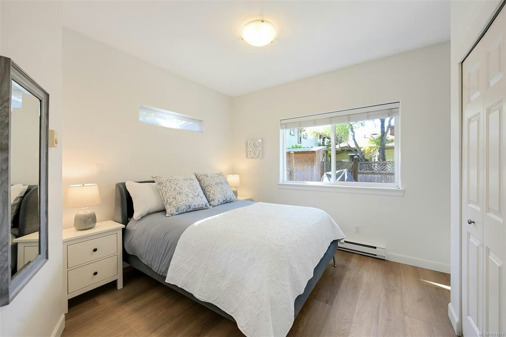 2563 Shelbourne Street, Victoria, BC, V8R 4L7 - 30