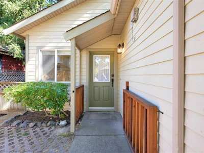 2563 Shelbourne Street - 5