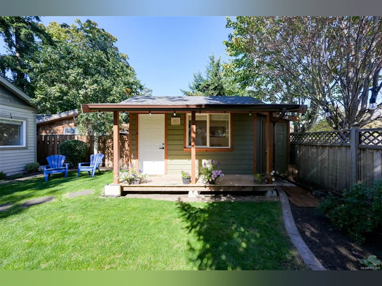 2563 Shelbourne Street, Victoria, BC, V8R 4L7 - 51