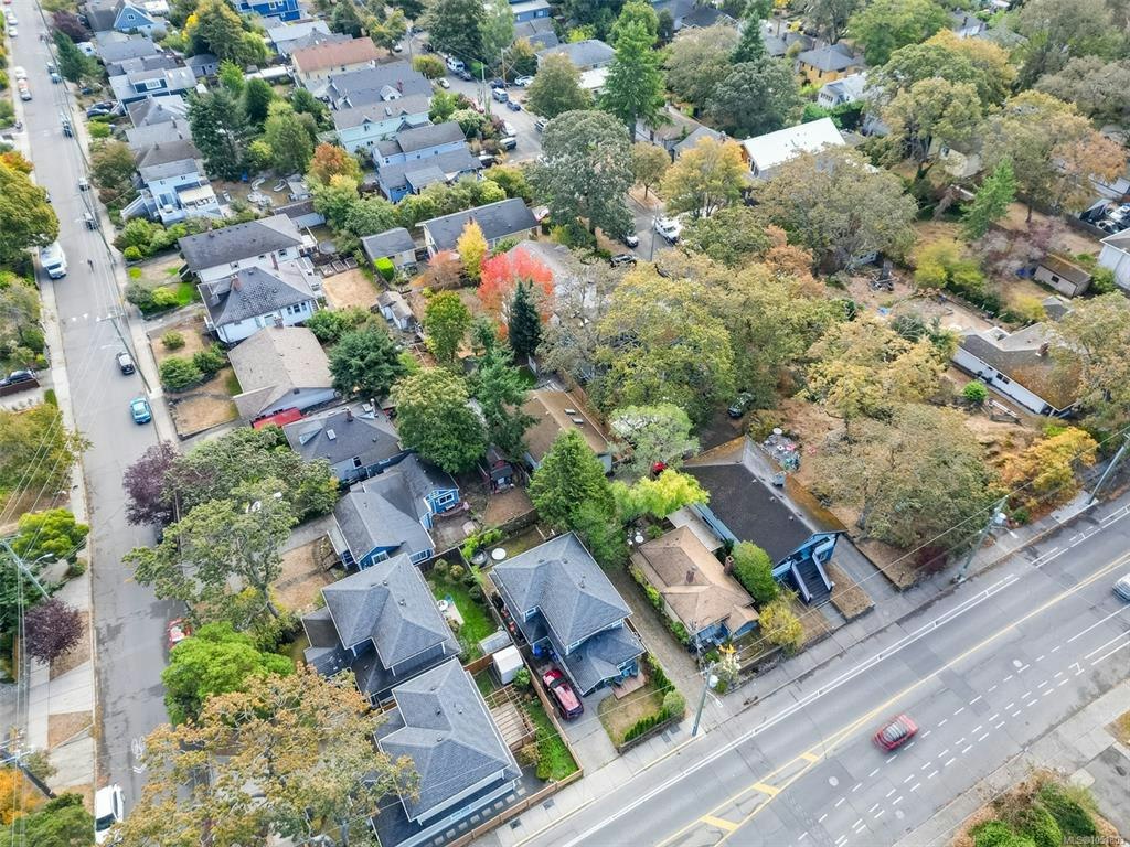 2563 Shelbourne Street, Victoria, BC, V8R 4L7 - 87