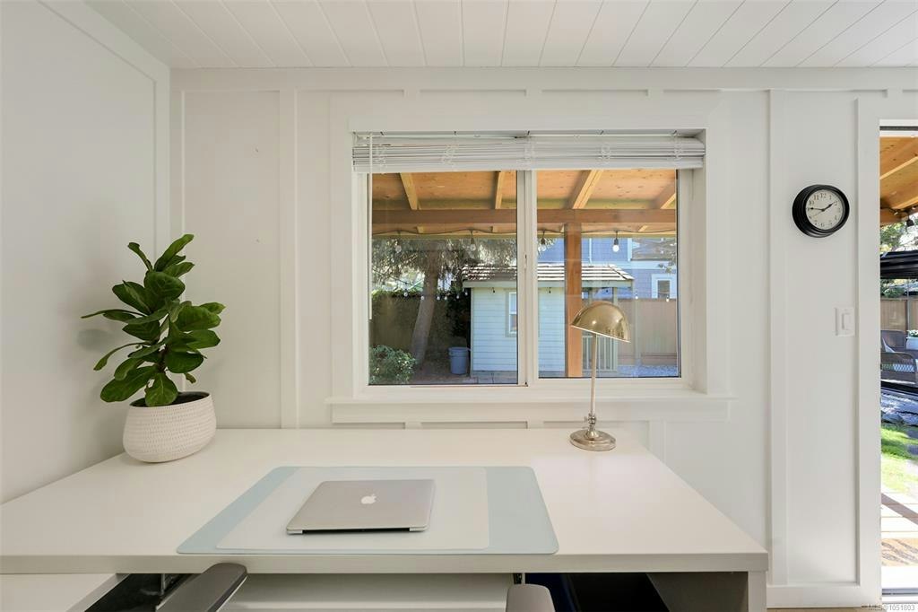 2563 Shelbourne Street, Victoria, BC, V8R 4L7 - 56