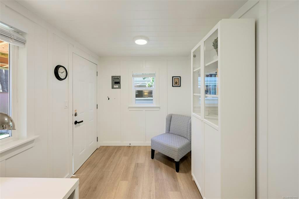 2563 Shelbourne Street, Victoria, BC, V8R 4L7 - 54