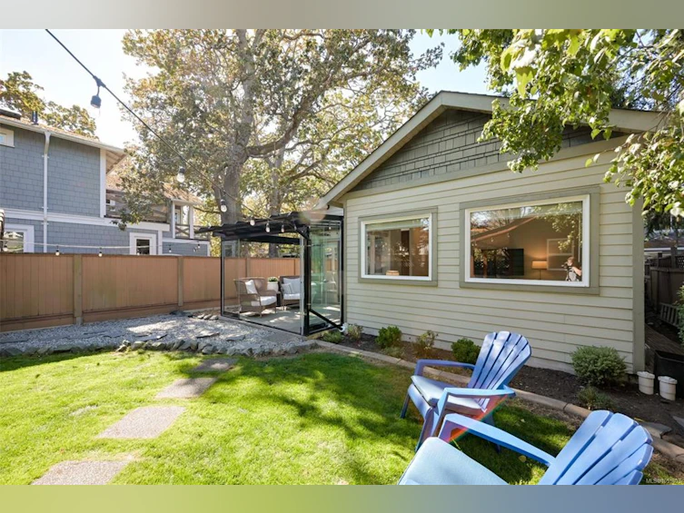 2563 Shelbourne Street, Victoria, BC, V8R 4L7 - 57