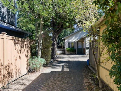 2563 Shelbourne Street - 3
