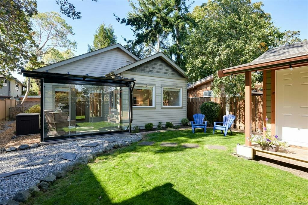2563 Shelbourne Street, Victoria, BC, V8R 4L7 - 73