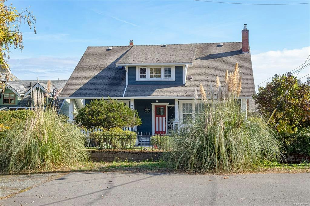 9945 Cedar Street, Chemainus, BC, V0R 1K1