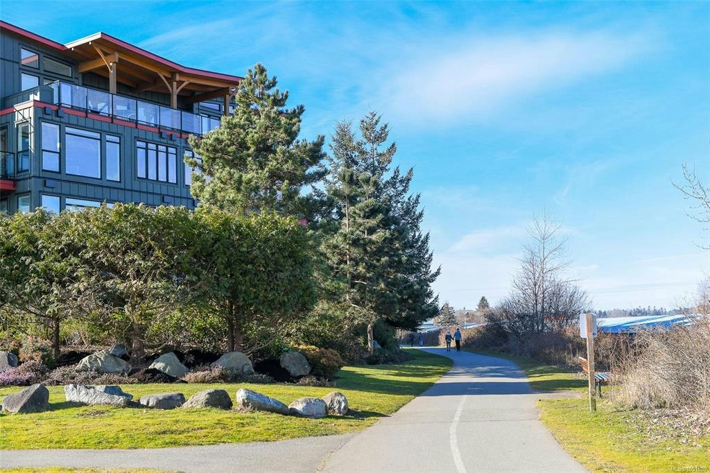 322-2300 Mansfield Drive - 4