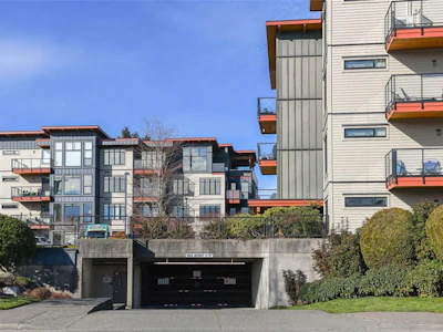 322-2300 Mansfield Drive - 3