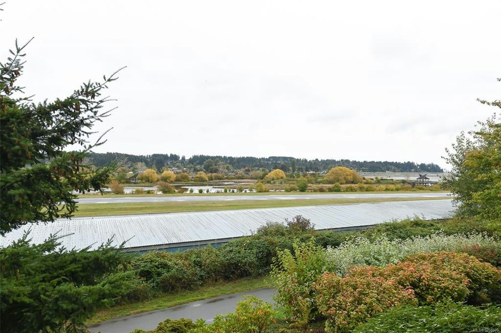 322-2300 Mansfield Drive, Courtenay, BC, V9N 3S3 - 23