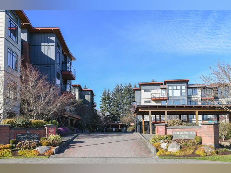 322-2300 Mansfield Drive, Courtenay, BC, V9N 3S3 - 2