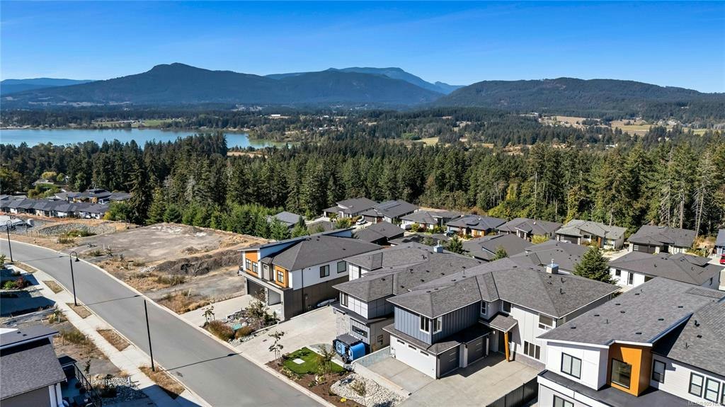 3326 Woodrush Drive, Duncan, BC, V9L 0H5 - 42