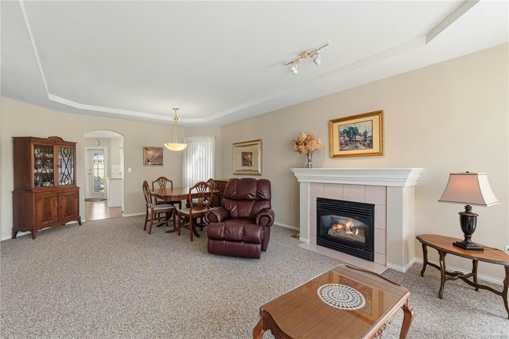 568 Hampstead Street - 5