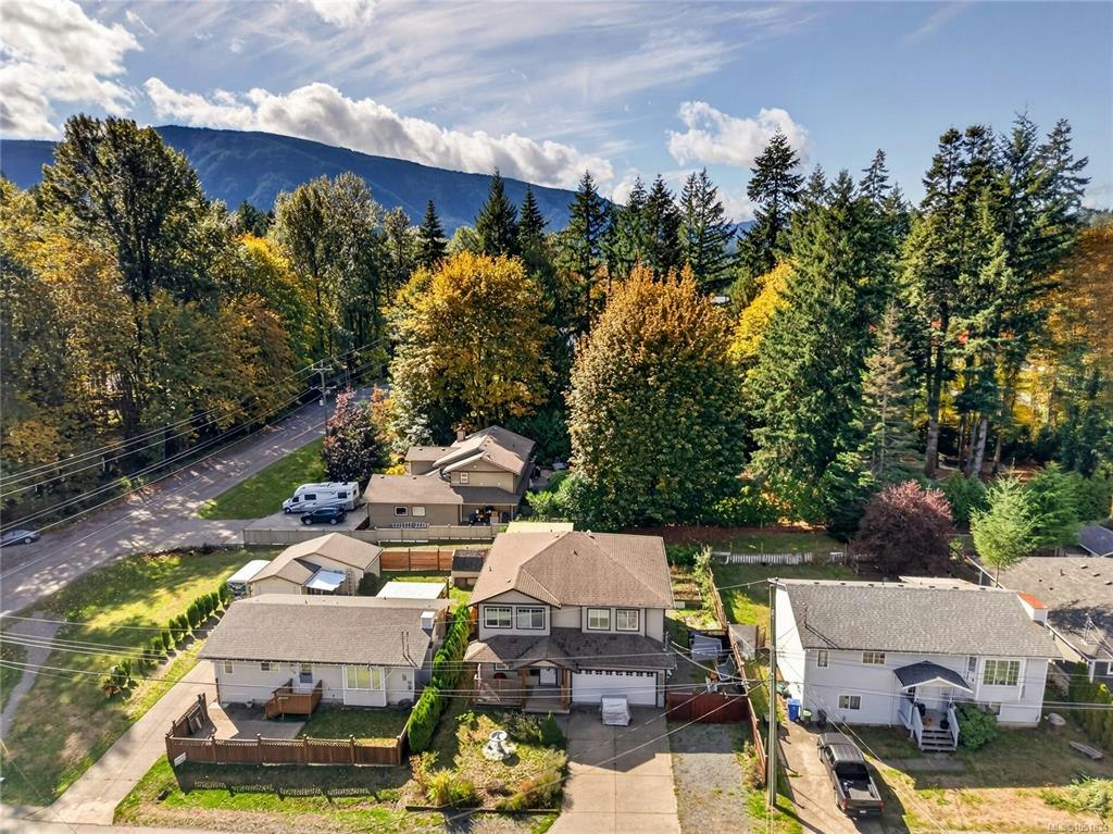 120 Lake Park Road, Lake Cowichan, BC, V0R 2G0