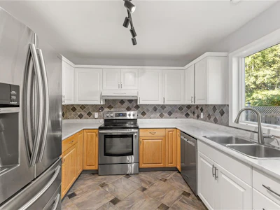 2752 Bradford Drive - 4