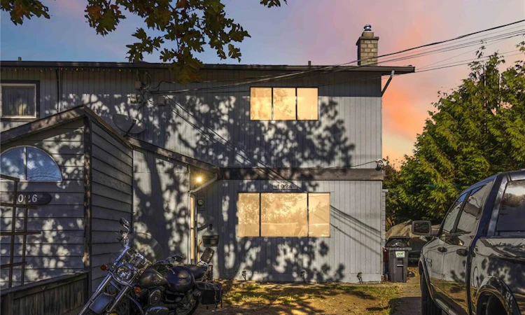 1024 Dunford Avenue