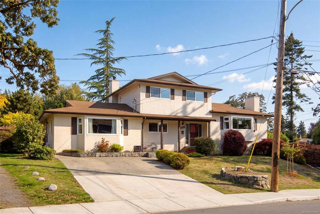 3906 Braefoot Road, Saanich, BC, V8P 3T2