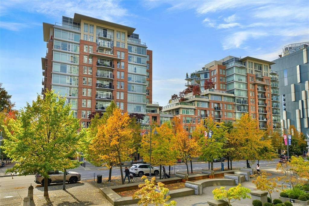N305-737 Humboldt Street, Victoria, BC, V8W 1B1