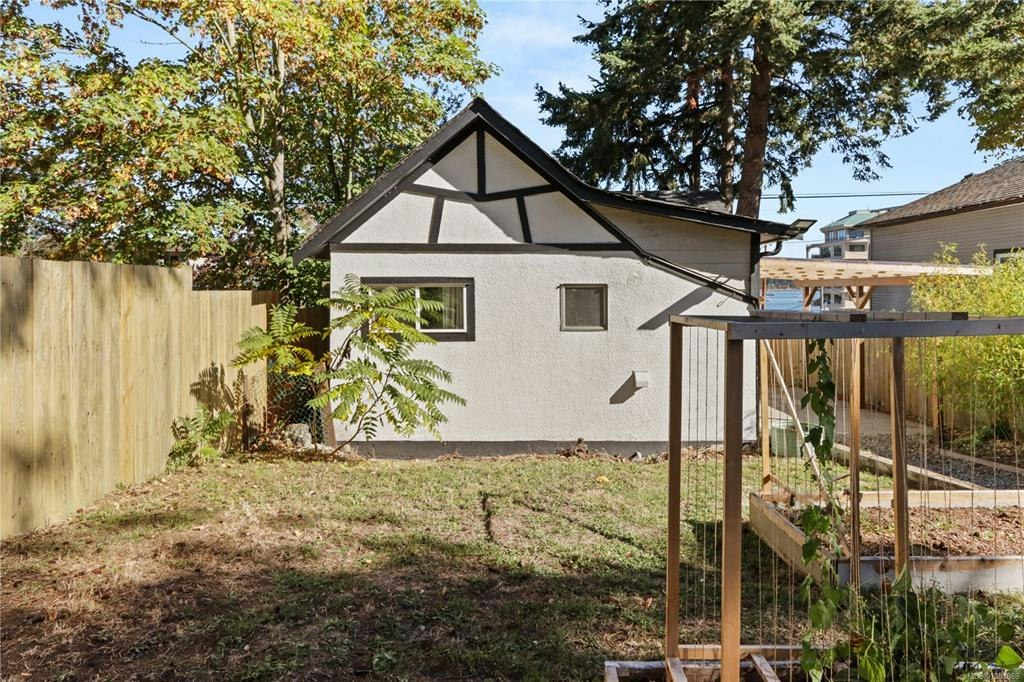 425 Stewart Avenue, Nanaimo, BC, V9S 4C7 - 36